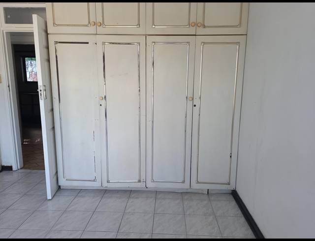 4 BEDROOM HOUSE FOR SALE IN RESERVOIR HILLS